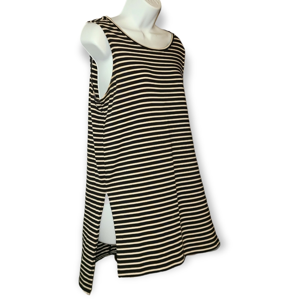 Athleta Striped Sleeveless High Low Shirt - Picture 4 of 9